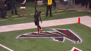 It was a catch jones can make, and just about 7 billion human beings cannot. Super Slow Mo Julio Jones Filthy Pre Game Catch Youtube