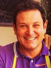 Luis Ricardo passa bem depois de se queimar ao vivo no SBT