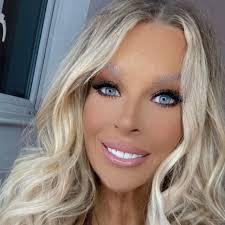 Danielle Jolliffe's Instagram, Twitter & Facebook