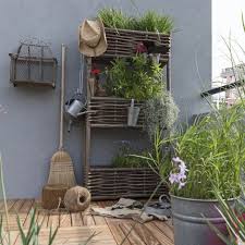 Faire Son Compost Sur Son Balcon L Activite Cool Et Ecolo A Adopter Faire Son Compost Composteur Balcon Et Compost Balcon