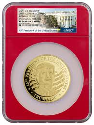 This gold coin features amazing details and gold plated iron. 2017 Equatorial Guinea Donald Trump 1 Oz Gold Proof Coin Inaugural Releases Ngc Pf70 Uc Red Core Holder Exclusive White House Label Moderncoinmart