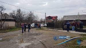 Două dintre cadavre au fost găsite în curtea casei. Crima Apa Jurnal Din Romania