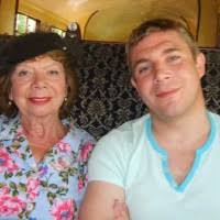 50+ "Nick Greaves" profiles