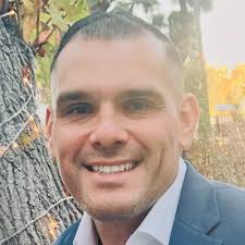 I have experience writing auto dealers for nearly 10 years.