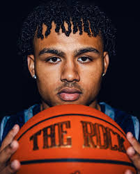 For the second time this season Senior Goalkeeper Grace Guy was named MAC  Commonwealth Defensive Player of the Week in Field Hockey for her efforts  during the week of September 29th to