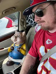 Does anyone remember where the original Ye Old Ham Shop was located. I was  thinking Pigmans, but my husband is pretty sure it was somewhere else.