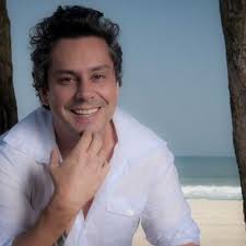 He has been married to karen brusttolin since july 25, 2015. Alexandre Nero Xandenero Twitter