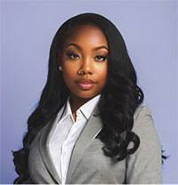 Shelby Hester's Instagram, Twitter & Facebook