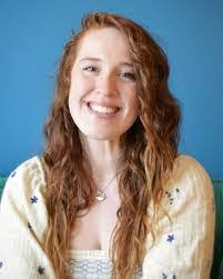 Laura Yetsko's Instagram, Twitter & Facebook