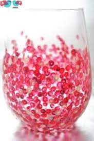 How To Decorate Wine Glasses With Hand Painted Confetti Dots Decorated Wine Glasses Wine Glass Designs Hand Painted Stemless Wine Glasses