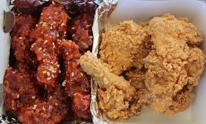 Korean style fried chicken started showing up around 1970, when cooking oil the more modern style is closer to american fried chicken, dipped in a flour breading with all the nooks and crannies. What Makes Korean Fried Chicken So Delicious Quora