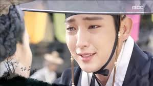 Scholar Who Walks the Night