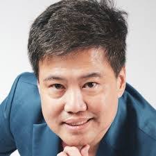 Thaddeus Lawrence's Instagram, Twitter & Facebook