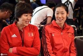 东京奥运会女子排球比赛 25 日开赛，赛前颇被看好的卫冕冠军中国女排以 0：3 不敌土耳其队，无缘开门红。 中国女排主教练郎平赛后透露，朱婷的伤还是挺重的，手腕用不上劲。 至于接下来的比赛，郎平表示： 我们还是尽量进行弥补吧! å°é™£åœŸè€³å…¶ éƒŽå¹³ç‚ºä»€éº¼è¦é›ªè—æœ±å©· æ¯æ—¥é ­æ¢