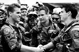 Tom Cruise Holds a Moment of Silence for 'Dear Friend' Val Kilmer