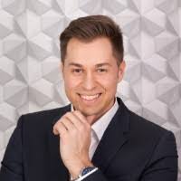 Jerry Schram's Instagram, Twitter & Facebook