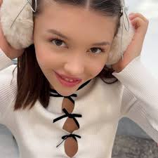 Sometimes my friends call me Sarey or SareBear. My mom called me Hunca  Munca because the Tale of Two Bad Mice by Beatrix Potter was my first  favorite book.