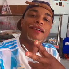 Listen to Rádio Mania