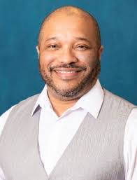 Robert Balch's Instagram, Twitter & Facebook