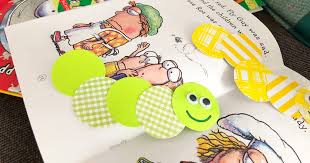Check out this tutorial and learn how to recreate this charming little fellow. Diy Bookworm Bookmarks For Kids To Make Homemade Cute Bookmarks