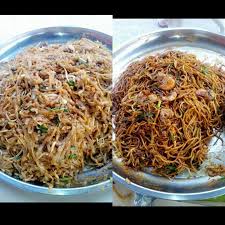 Resepi kuey teow goreng ini adalah kegemaran keluarga. Uncle Man Kuey Teow Goreng Kerang Mee Goreng Udang Home Facebook