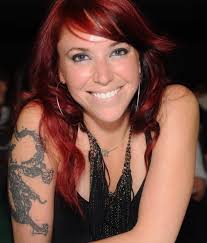 Susan Mcneil's Instagram, Twitter & Facebook