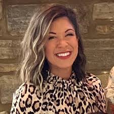 Angela Linton's Instagram, Twitter & Facebook