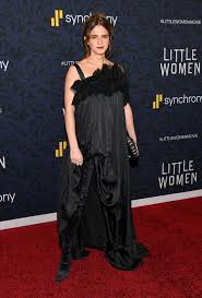 Emma watson is the queen of chic hair transformations. Emma Watson Wears All Black To Little Women Premiere