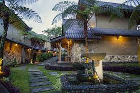 Inilah daftar hotel unik di jogja yang bisa anda jadikan sebagai pilihan tempat menginap saat berkunjung ke kota pelajar ini. 5 Resort Dengan Pemandangan Alam Di Yogyakarta Ini Sangat Menyejukkan Bikin Penat Hilang Furnizing