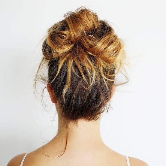 How To Do A Messy Bun Step by Step