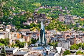 L'andorre n'est pas juste une destination propice pour l'achat de parfum, d'alcool, de cigarettes et autres produits détaxés que l'on trouve souvent dans le coffre des visiteurs de passage. Travel To Andorra La Vella Andorra Andorra La Vella Travel Guide Easyvoyage