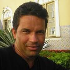 Stream Marcos Leal music