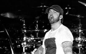 Eminems Machine Gun Kelly Diss Track Killshot To Debut At