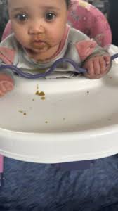 She does not like green beans 😂