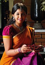 South indian actress anju kurian looking hot in black saree! Hot Mallu Actress Anjali In Saree Mallufun Com