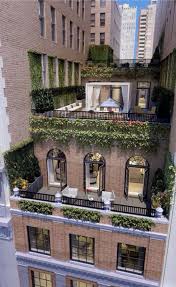 Jennifer Lopez New York City Home The Whitman 21 East 26th Street Note Balcony Doors For 1st Floor And Rooftop Maisons Exterieures Maison Nyc Appartement