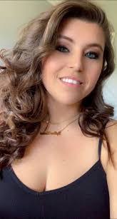 Shelby Cassell's Instagram, Twitter & Facebook