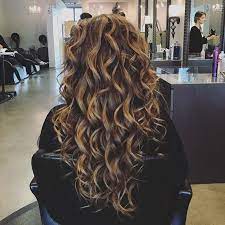 Natural Highlights And Lowlights On Her Natural Level 6 Hair Plus Some Glamour Wav Brunette Hair Color With Highlights Brunette Hair Color Curls For Long Hair