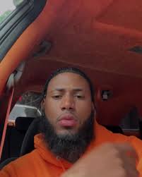 Cuando me desencanto me muevo al 💯+💯=2️⃣0️⃣0️⃣👌🏽💯#tahprofundoeso