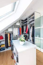 Aufbau schrank unter dachschräge in einer minute. Kleiderschrank Dachboden Begehbarer Kleiderschrank Dachboden Begehbarer Kleiderschrank Dachgeschoss Kleiderschrank Fur Dachschrage