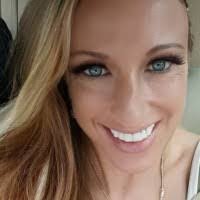 Mandy Mcconnell's Instagram, Twitter & Facebook