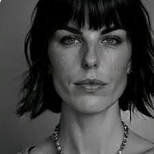 Lori Thaler's Instagram, Twitter & Facebook