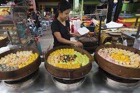 Extreme thai street food tour: What To Do In Kuala Lumpur If The Belly Takes Over The Tourist In You