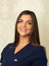 Valerie Higgins's Instagram, Twitter & Facebook