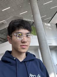 Two Harvard Students, Two Contrasting Approaches to Human Augmentation