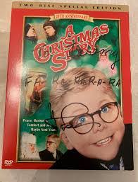 Lana Nash's Instagram, Twitter & Facebook