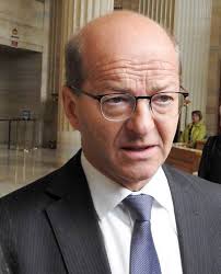 Groupe Sélection: un sénateur toujours partie intégrante de l'équipe de  direction