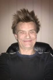 Politimann, kutt ut dine Løgner.. Er de Schizofren også ?.; Jeg er deg ikke  skyldig en dritt..: desember 2014