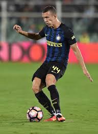He received interest from a number of clubs, including anderlecht, psv. Ivan Perisic Height Weight Age Girlfriend Children Facts Biography