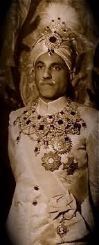 Nawab Of Bahawalpur State In Bahawalpur By Rohit Sonkiya Vintage India Royal Indian Royal Clothing